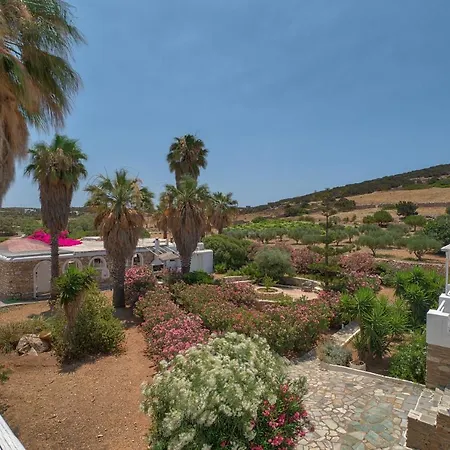 Palm Heaven Boutique Hotel Antiparos ciudad