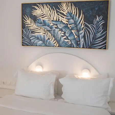 Palm Heaven Boutique Hotel Antiparos ciudad